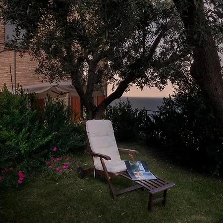 Sleeps 6 Air Con Wifi *