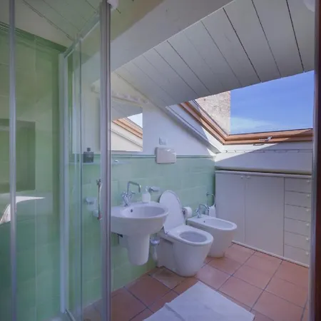 Sleeps 6 Air Con Wifi クプラ・マリッティマ