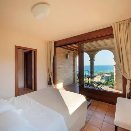 Villa Sleeps 6 Air Con Wifi Cupra Marittima